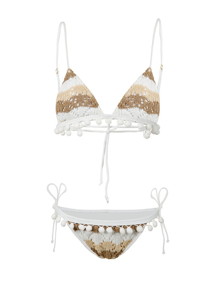 Bikini Boho Chic con Lentejuelas y Pompones: Ideal para Pecho Pequeño - Imagen 3